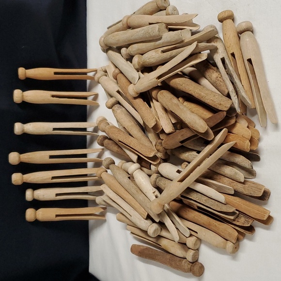 Clothes Pins + Hanging Bag Minimalist Home Primitive Functional BOHO LOT of 60 - Picture 3 of 17